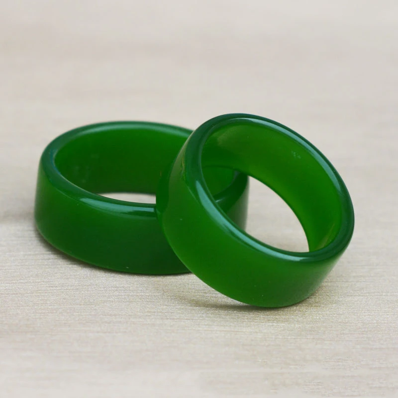 Women'S Fashion Boutique - Natural Chinese Green Hand-carved Jade Ring