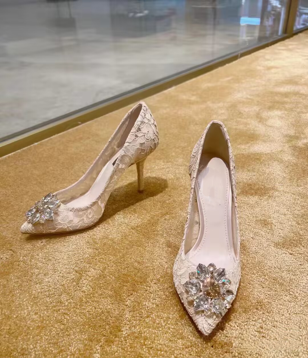 Sexy Style Lace Crystal Pointe - Women'S Fashion Show ulasan dan harga