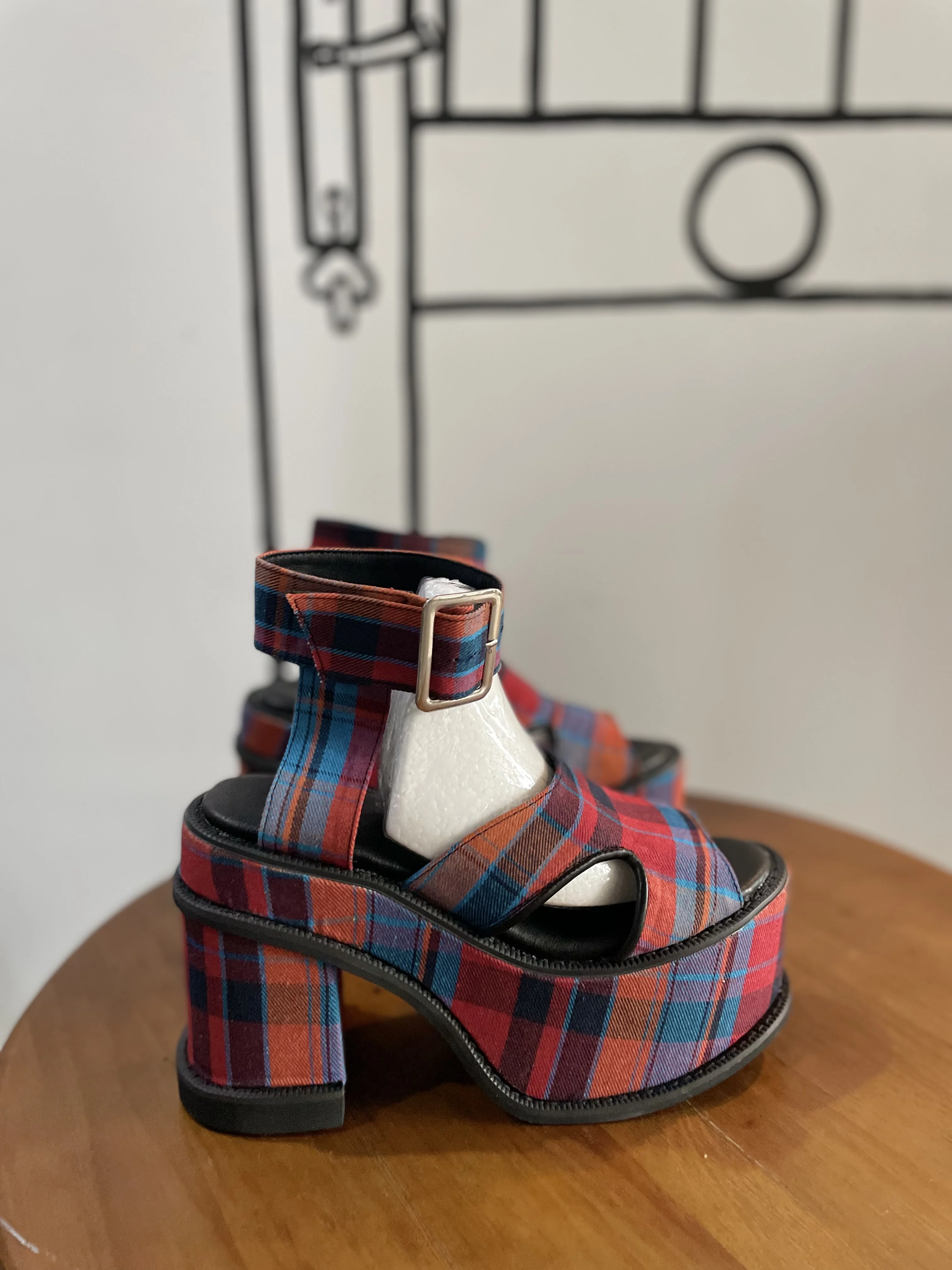 Platform Plaid Buckle Strap Sa - Women'S Fashion Show ulasan dan harga