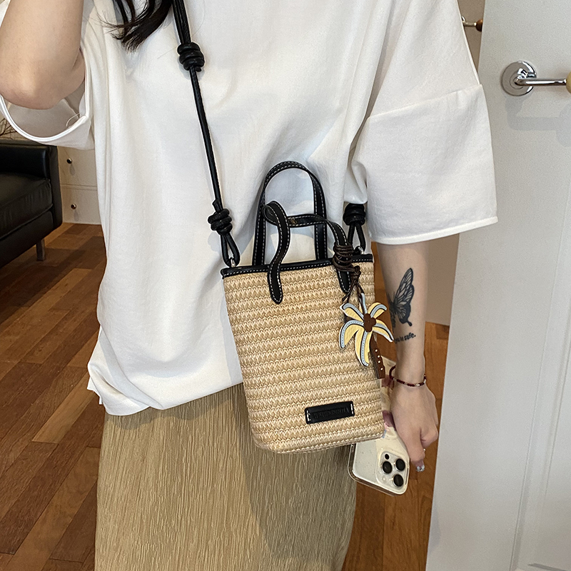 Women Mini Straw Woven Bucket  - Women'S Fashion Trends 2026 Spring Summer ulasan dan harga