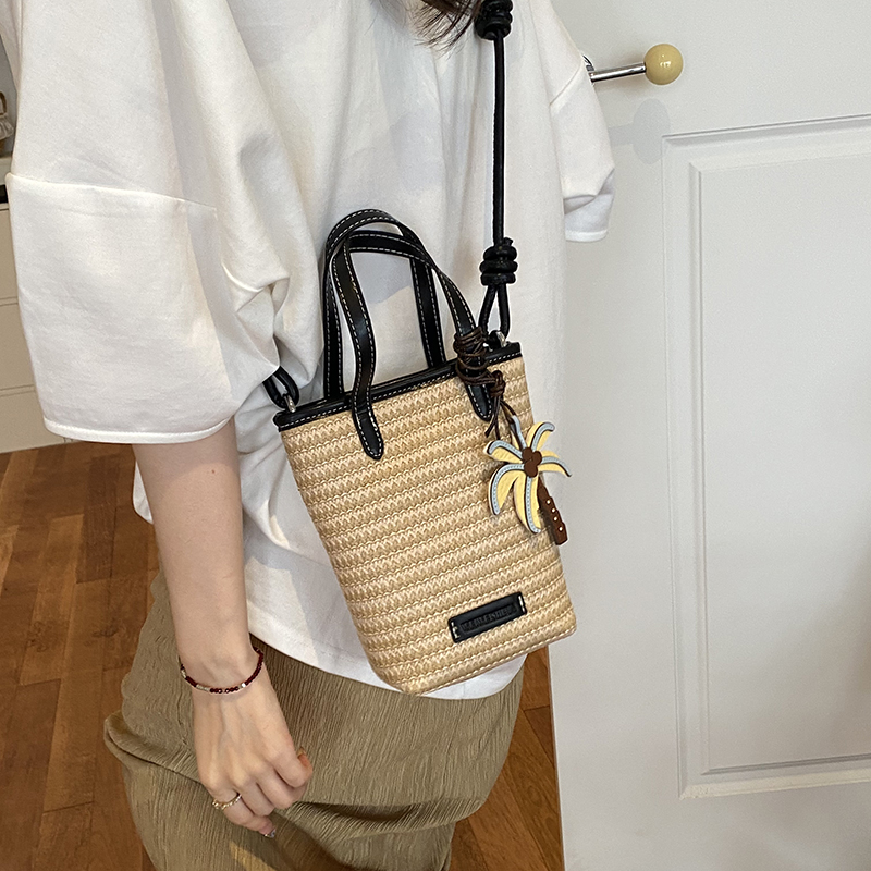 Women Mini Straw Woven Bucket  - Women'S Fashion Trends 2026 Spring Summer ulasan dan harga